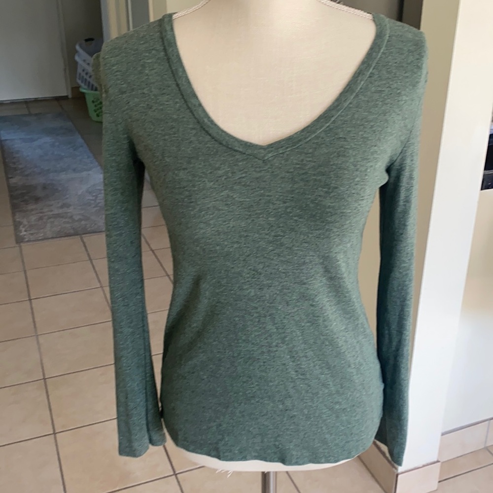 Green Long Sleeve Top
